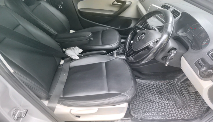2016 Volkswagen Ameo HIGHLINE DSG 1.5 DIESEL , Diesel, Automatic, 1,88,470 km, interior