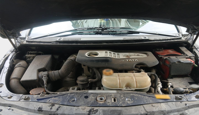 2017 Tata Hexa XTA 4X2 6 STR, Diesel, Automatic, 76,822 km, exterior