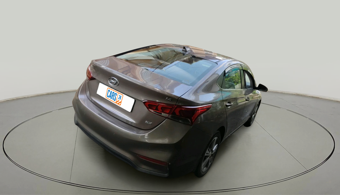 2018 Hyundai Verna 1.6 VTVT SX, Petrol, Manual, 26,334 km, exterior