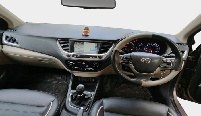 2018 Hyundai Verna 1.6 VTVT SX, Petrol, Manual, 26,334 km, interior