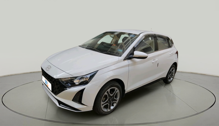 2024 Hyundai NEW I20 SPORTZ 1.2 MT, Petrol, Manual, 6,058 km, exterior