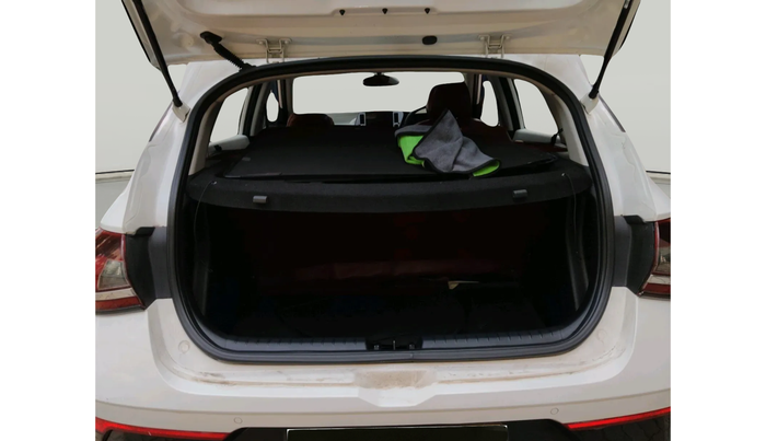 2024 Hyundai NEW I20 SPORTZ 1.2 MT, Petrol, Manual, 6,058 km, exterior