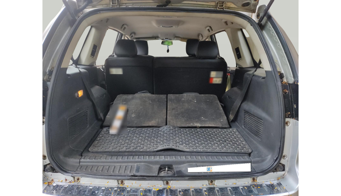 2018 Tata Hexa XTA 4X2 7 STR, Diesel, Automatic, 1,57,106 km, exterior