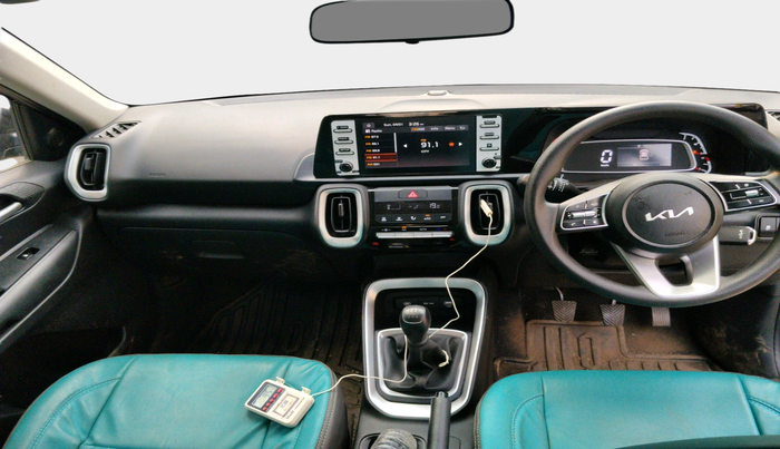 2025 KIA SONET HTK (O) 1.2 Petrol MT, Petrol, Manual, 1,104 km, interior