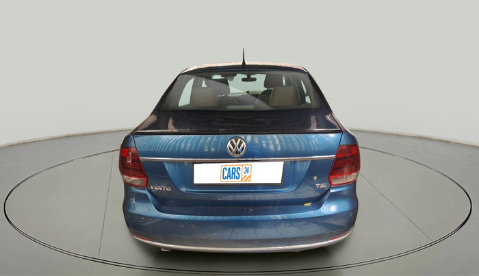 2017 Volkswagen Vento HIGHLINE PETROL AT, Petrol, Automatic, 88,603 km, exterior