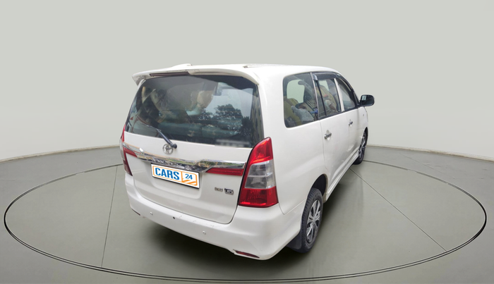 2014 Toyota Innova 2.5 GX 7 STR, Diesel, Manual, 2,23,333 km, exterior