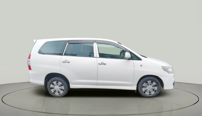 2014 Toyota Innova 2.5 GX 7 STR, Diesel, Manual, 2,23,333 km, exterior