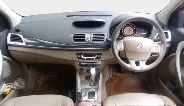 2011 Renault Fluence 2.0 E4 AT, Petrol, Automatic, 82,209 km, interior