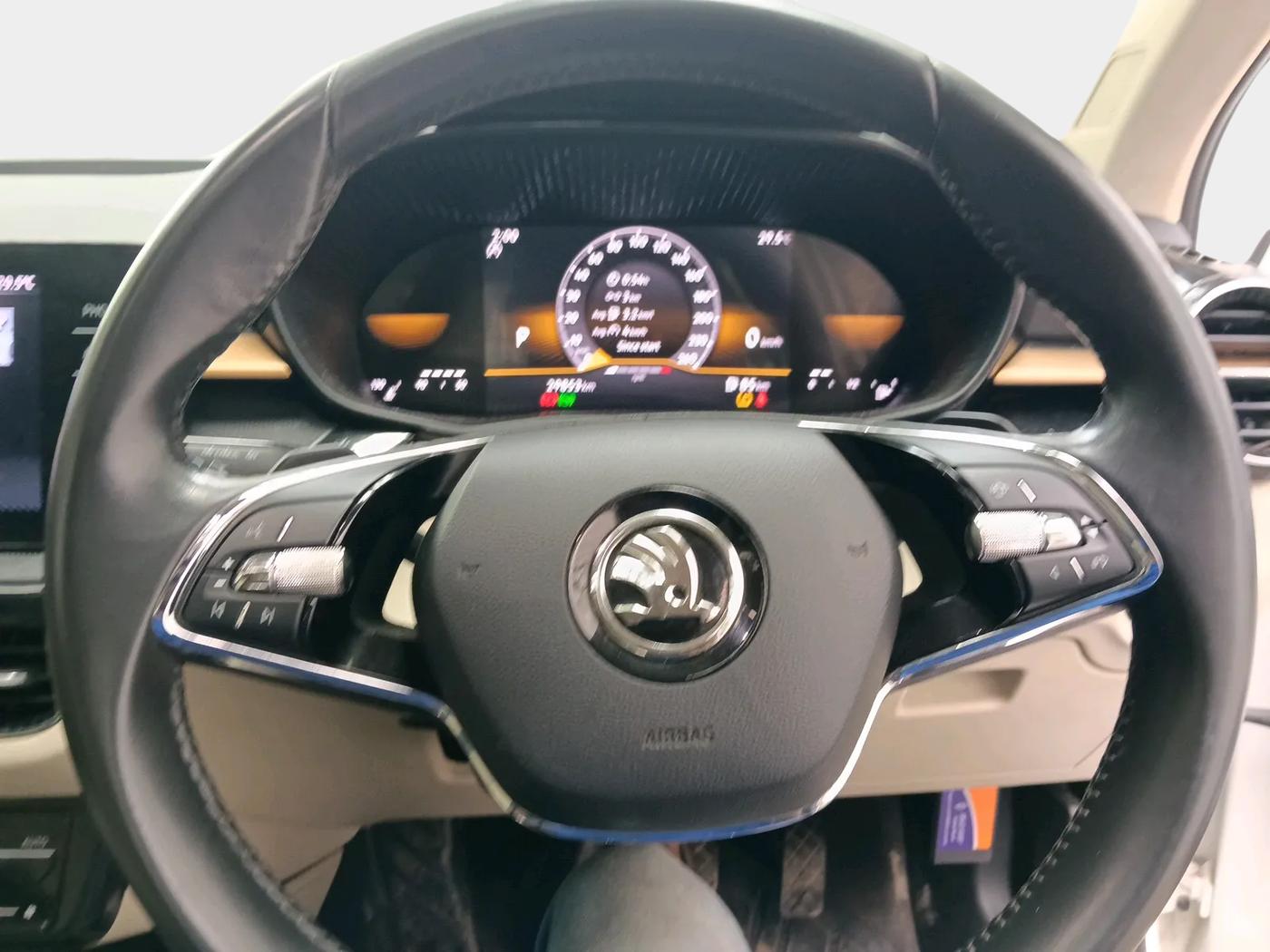2023 Skoda SLAVIA STYLE 1.0L TSI AT, Petrol, Automatic, 29,853 km, interior