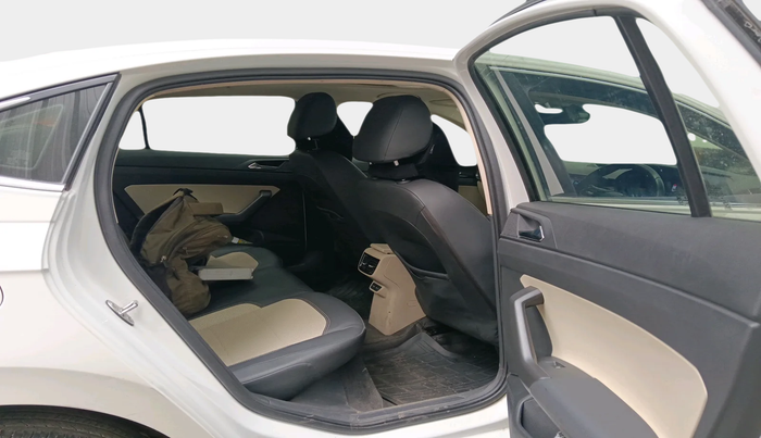 2023 Skoda SLAVIA STYLE 1.0L TSI AT, Petrol, Automatic, 29,853 km, interior