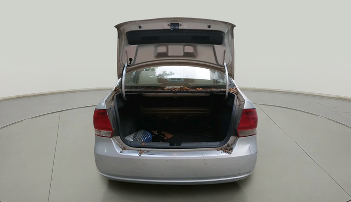 2014 Volkswagen Vento HIGHLINE PETROL AT, Petrol, Automatic, 38,725 km, exterior