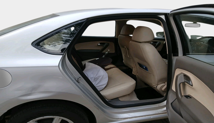 2014 Volkswagen Vento HIGHLINE PETROL AT, Petrol, Automatic, 38,725 km, interior