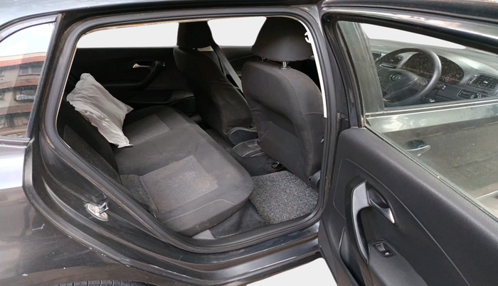 2015 Volkswagen Polo COMFORTLINE 1.2L, Petrol, Manual, 86,505 km, interior