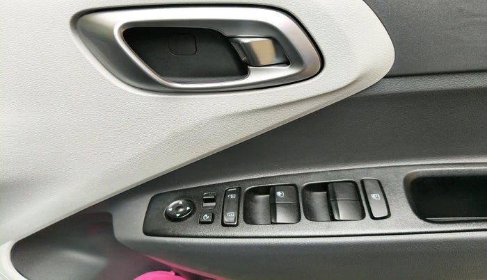 2020 Hyundai GRAND I10 NIOS SPORTZ 1.2 KAPPA VTVT, Petrol, Manual, 30,876 km, interior