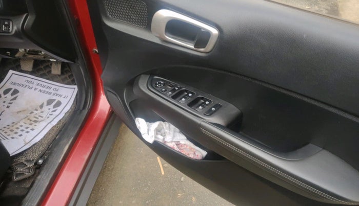 2019 Hyundai VENUE SX(O) 1.4 CRDI, Diesel, Manual, 60,076 km, interior