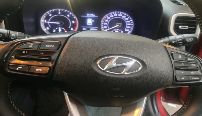 2019 Hyundai VENUE SX(O) 1.4 CRDI, Diesel, Manual, 60,076 km, interior