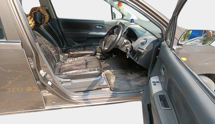 2012 Maruti Wagon R 1.0 LXI CNG, Petrol, Manual, 1,37,244 km, interior