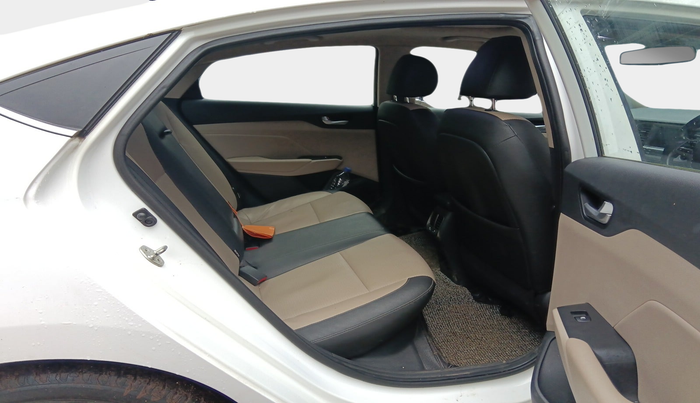 2019 Hyundai Verna 1.6 VTVT SX O, Petrol, Manual, 58,877 km, interior