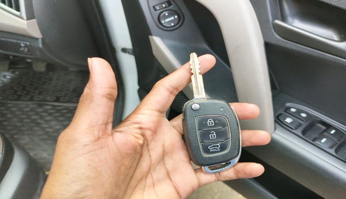 2017 Hyundai Creta E PLUS 1.6 PETROL, Petrol, Manual, 48,845 km, interior