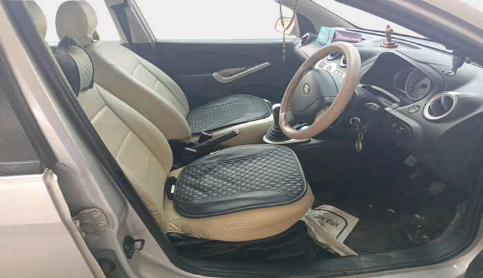2011 Ford Figo ZXI 1.4 DIESEL, Diesel, Manual, 1,13,762 km, interior