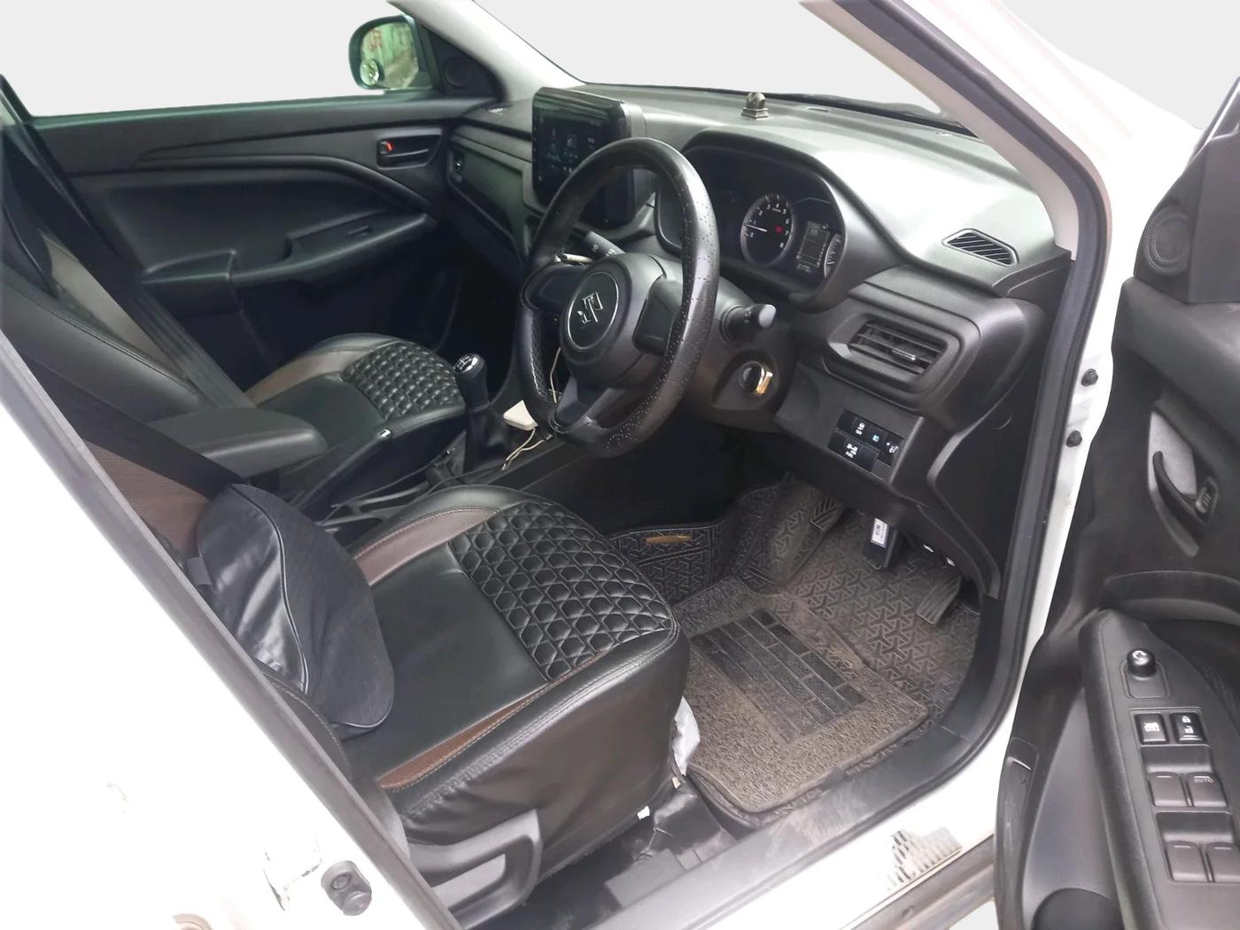 2023 Maruti BREZZA LXI S- CNG, CNG, Manual, 21,773 km, interior