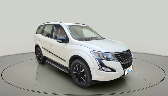 2019 Mahindra XUV500 W11 AT, Diesel, Automatic, 1,21,255 km, exterior
