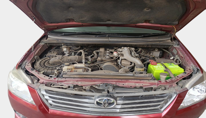 2013 Toyota Innova 2.5 G 7 STR, Diesel, Manual, 97,649 km, exterior