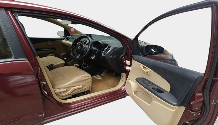 2014 Honda Mobilio 1.5L I-DTEC V, Diesel, Manual, 61,135 km, interior