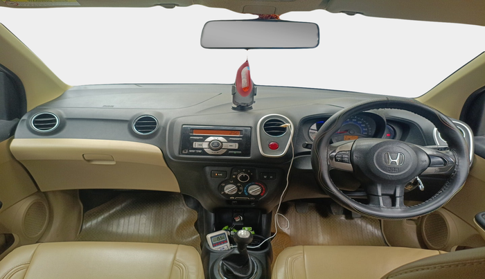 2014 Honda Mobilio 1.5L I-DTEC V, Diesel, Manual, 61,135 km, interior