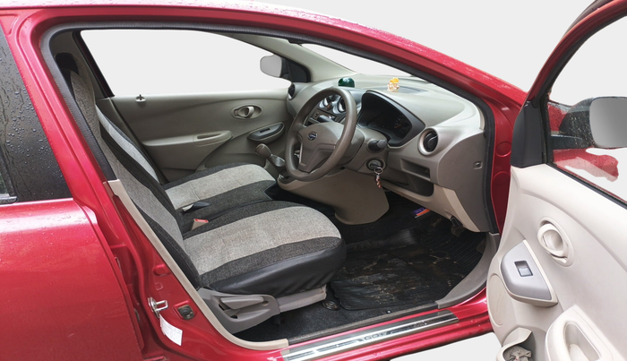 2016 Datsun Go Plus T, Petrol, Manual, 31,298 km, interior