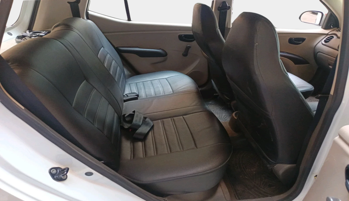 2011 Hyundai i10 ERA 1.1, Petrol, Manual, 16,807 km, interior