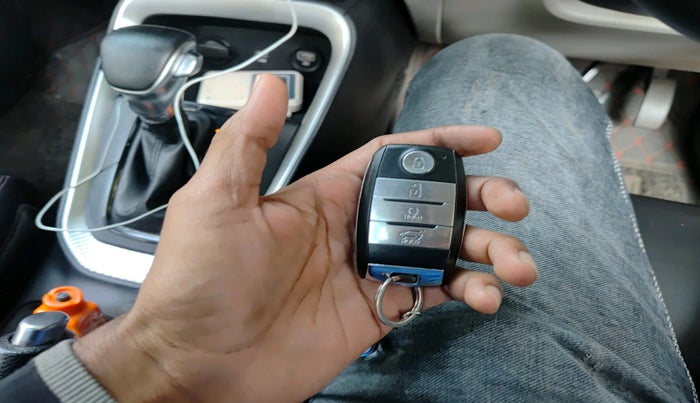 2021 KIA SONET HTX 1.5 AT, Diesel, Automatic, 63,858 km, interior