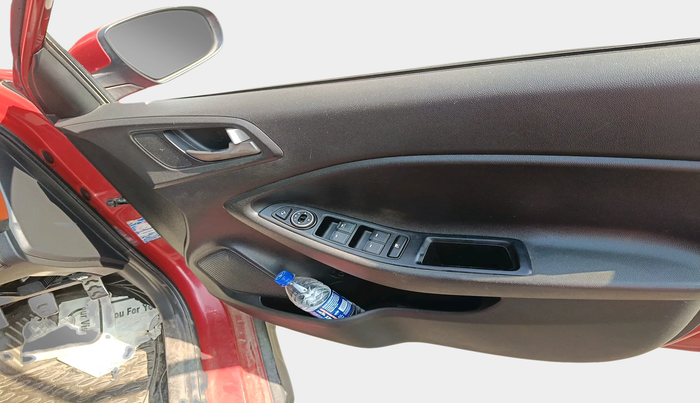 2015 Hyundai i20 Active 1.4 S, Diesel, Manual, 1,04,866 km, interior