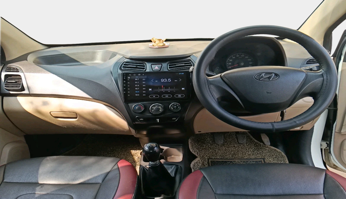 2013 Hyundai Eon D-LITE+, Petrol, Manual, 48,871 km, interior