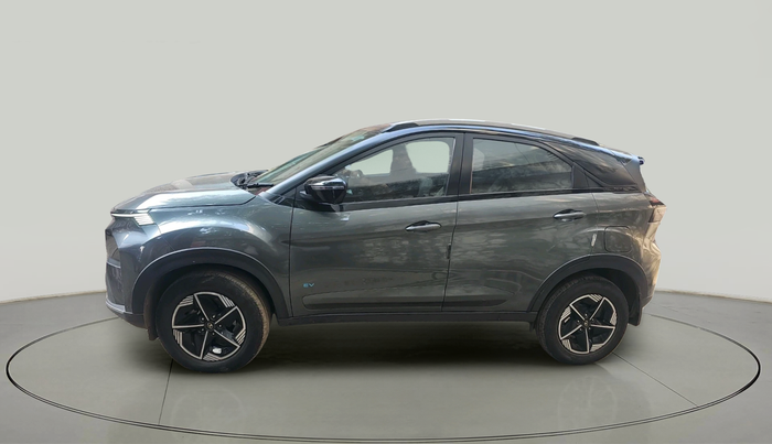 2023 Tata NEXON EV EMPOWERED MEDIUM RANGE, Electric, Automatic, 17,762 km, exterior