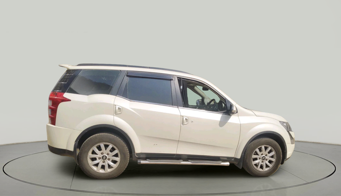 2016 Mahindra XUV500 W10, Diesel, Manual, 1,31,170 km, exterior