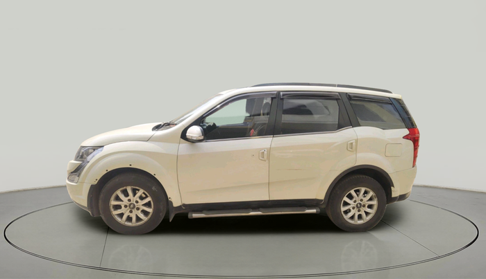 2016 Mahindra XUV500 W10, Diesel, Manual, 1,31,170 km, exterior