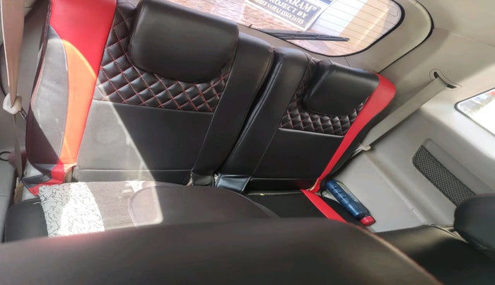 2016 Mahindra XUV500 W10, Diesel, Manual, 1,31,170 km, interior