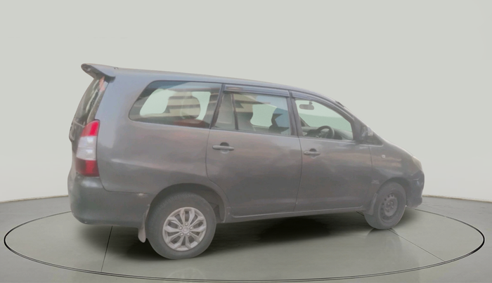 2010 Toyota Innova 2.5 G2 7STR, Diesel, Manual, 2,36,895 km, exterior