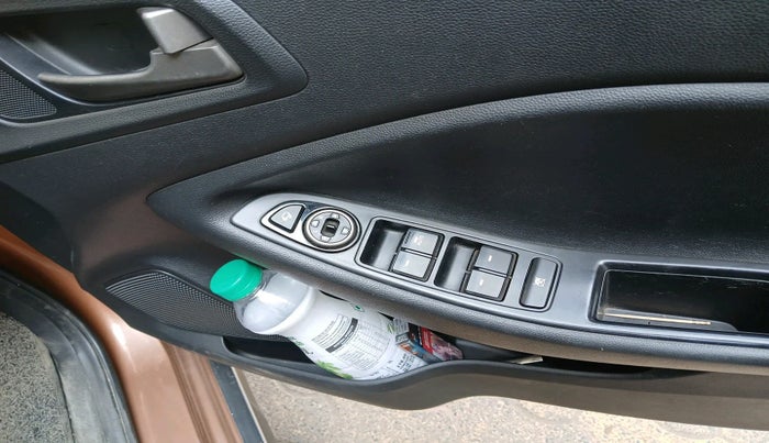 2016 Hyundai i20 Active 1.2 S, Petrol, Manual, 61,525 km, interior