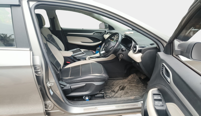 2022 MG ASTOR SUPER 1.5 CVT, Petrol, Automatic, 32,144 km, interior