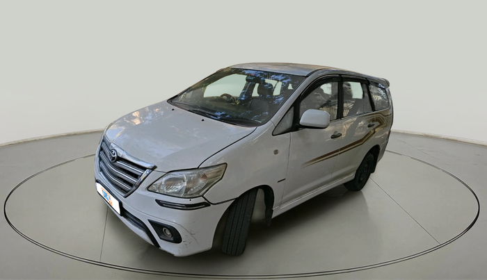 2015 Toyota Innova 2.5 GX 7 STR, Diesel, Manual, 1,99,689 km, exterior