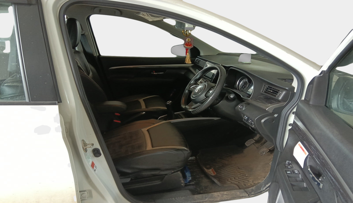 2024 Maruti XL6 ZETA CNG, Petrol, Manual, 8,719 km, interior