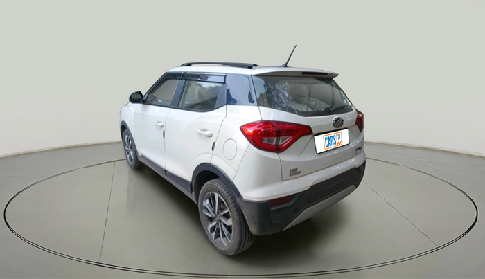 2021 Mahindra XUV300 W8 (O) 1.2 PETROL AMT, Petrol, Automatic, 32,638 km, exterior