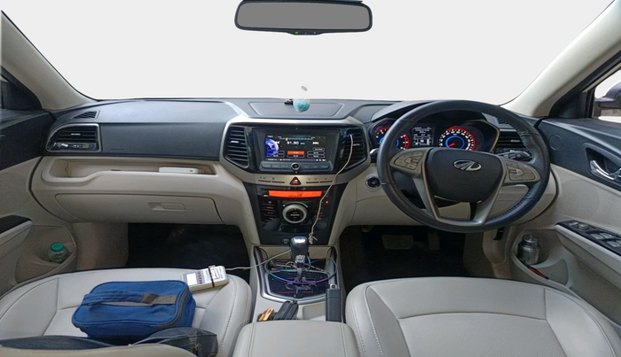 2021 Mahindra XUV300 W8 (O) 1.2 PETROL AMT, Petrol, Automatic, 32,638 km, interior