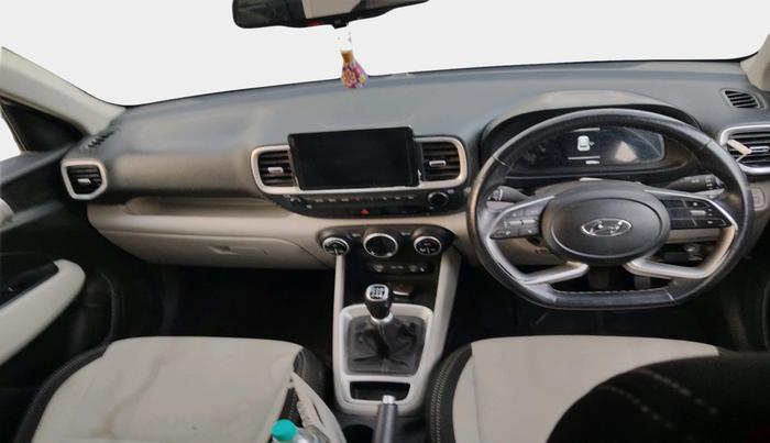 2023 Hyundai VENUE SX 1.2 PETROL, Petrol, Manual, 38,000 km, interior