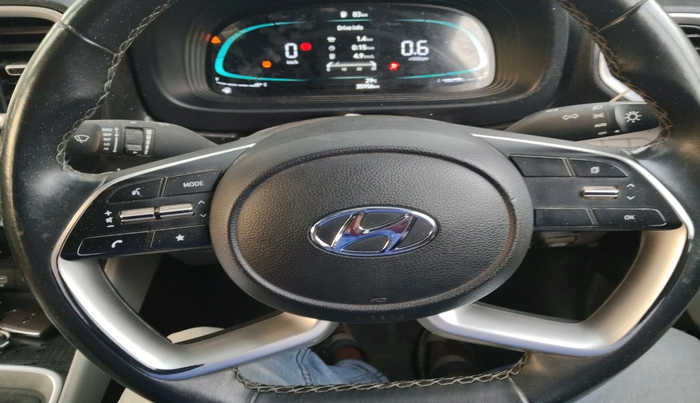 2023 Hyundai VENUE SX 1.2 PETROL, Petrol, Manual, 38,000 km, interior