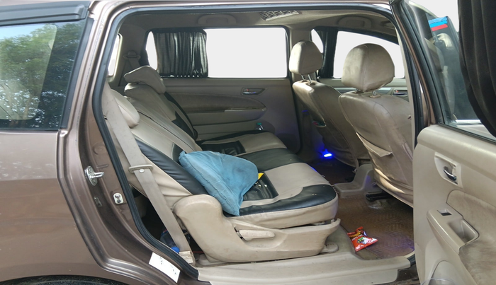 2015 Maruti Ertiga VXI CNG, Petrol, Manual, 1,36,879 km, interior