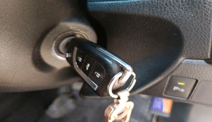 2017 Toyota Corolla Altis G PETROL, Petrol, Manual, 81,457 km, interior