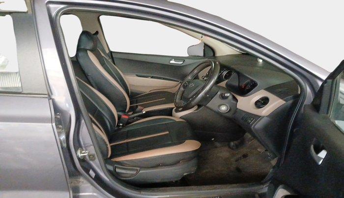 2017 Hyundai Xcent S 1.2, Petrol, Manual, 1,04,904 km, interior